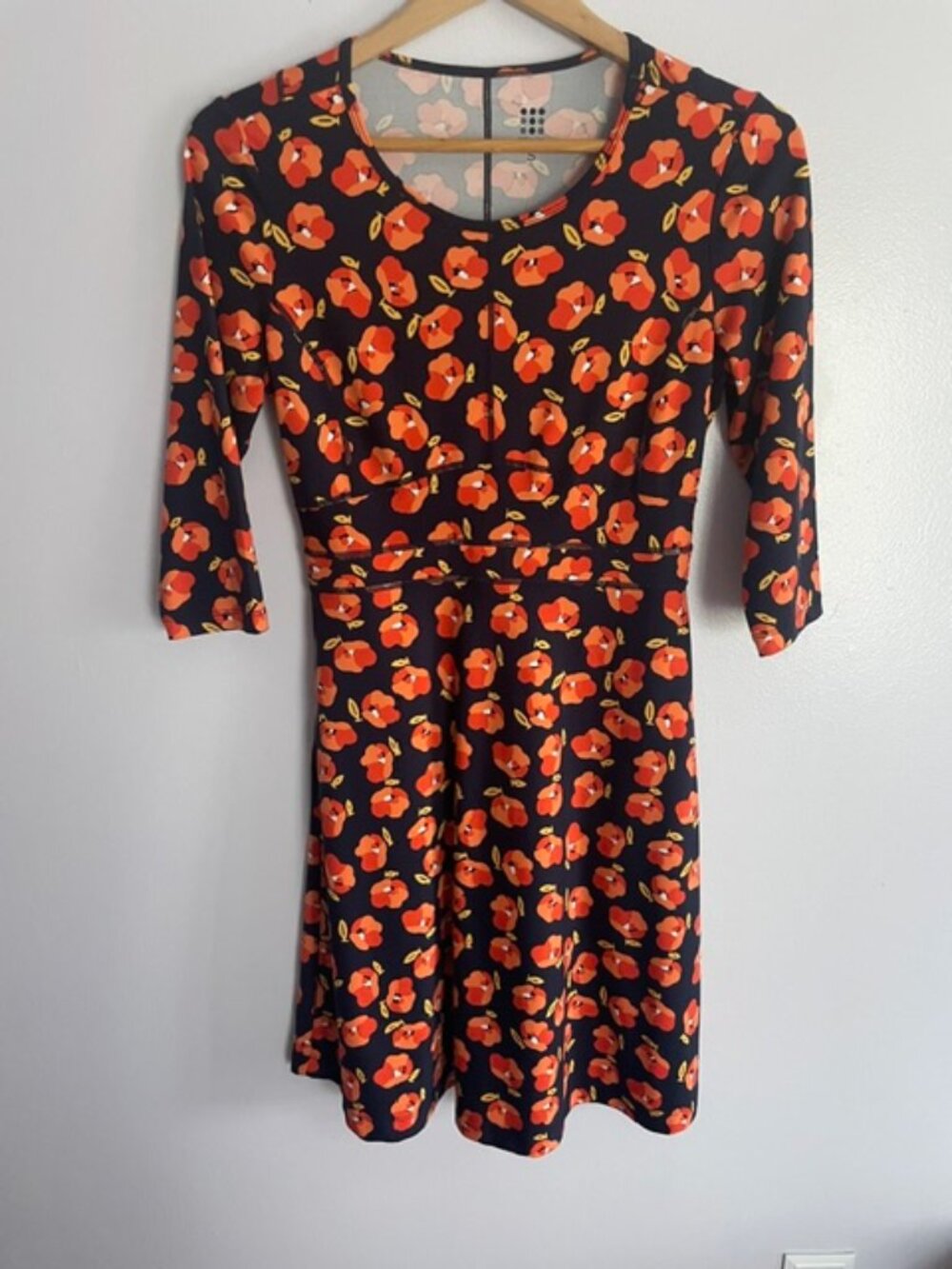 NWOT-Title Nine, 3/4 sleeve dress, Size S